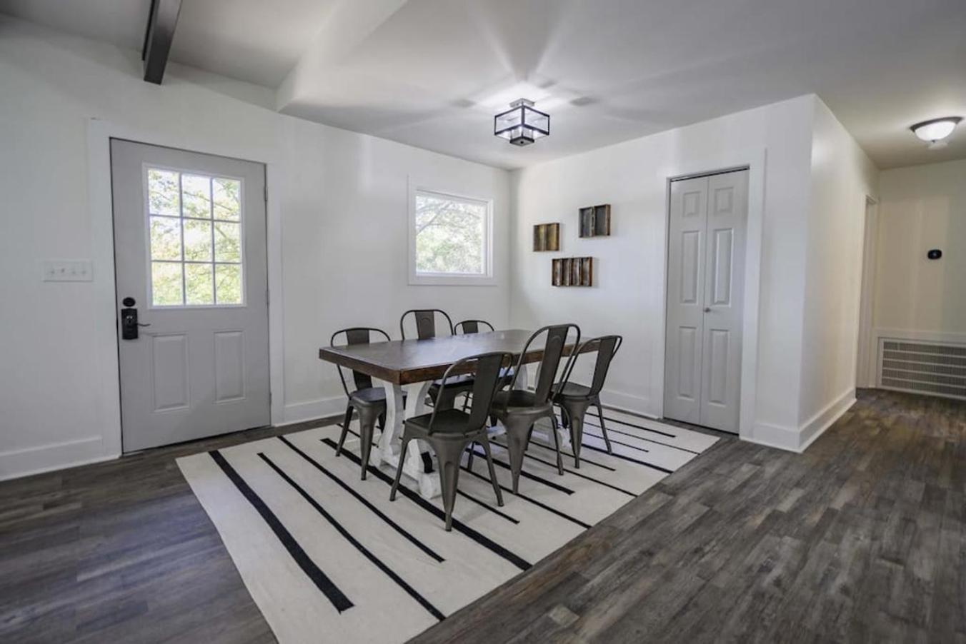 Gorgeous Renovated Home With Large & Private Lot Winchester Εξωτερικό φωτογραφία