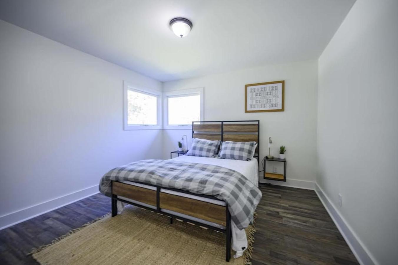 Gorgeous Renovated Home With Large & Private Lot Winchester Εξωτερικό φωτογραφία