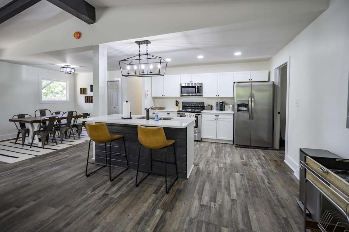 Gorgeous Renovated Home With Large & Private Lot Winchester Εξωτερικό φωτογραφία